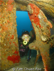 Evelyn at the Five Sisters wreck, Pulau Tenggol, Malaysia by Fatt Chuen Foo 